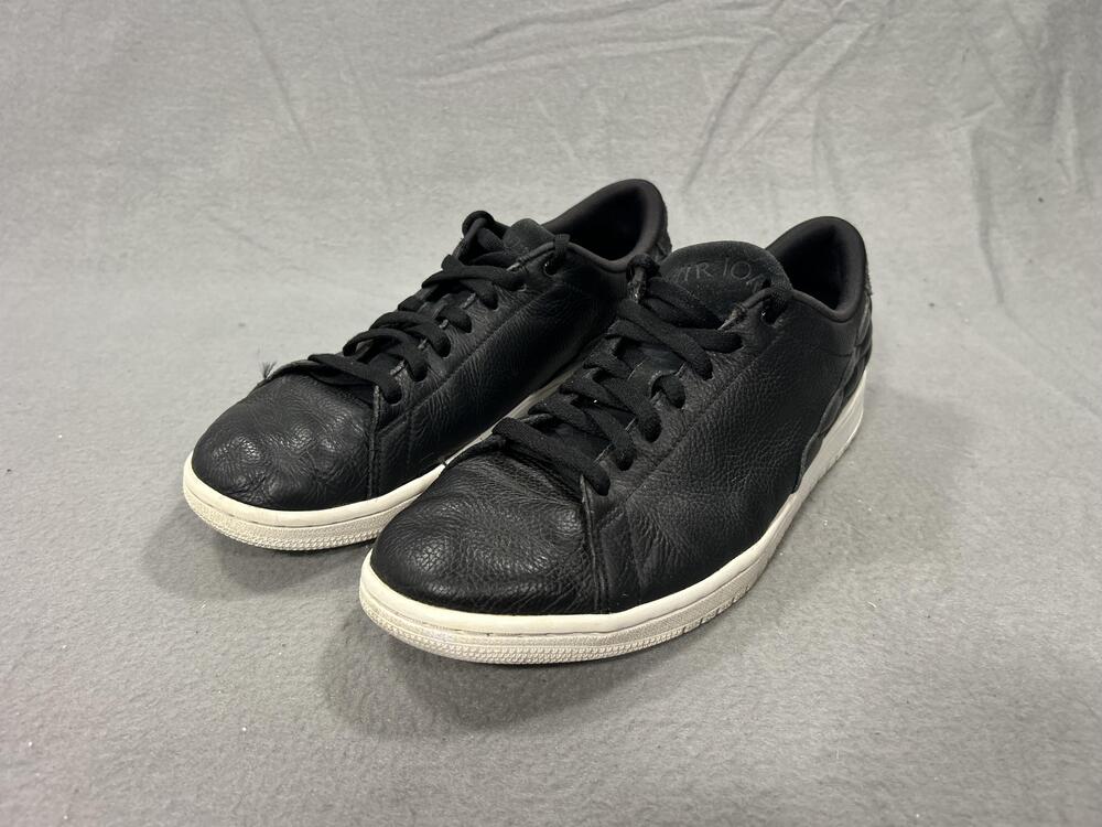 Nike Jordan Centre Court Shoes Men Size 10.5 Black Leather Sneakers Cyber Monday